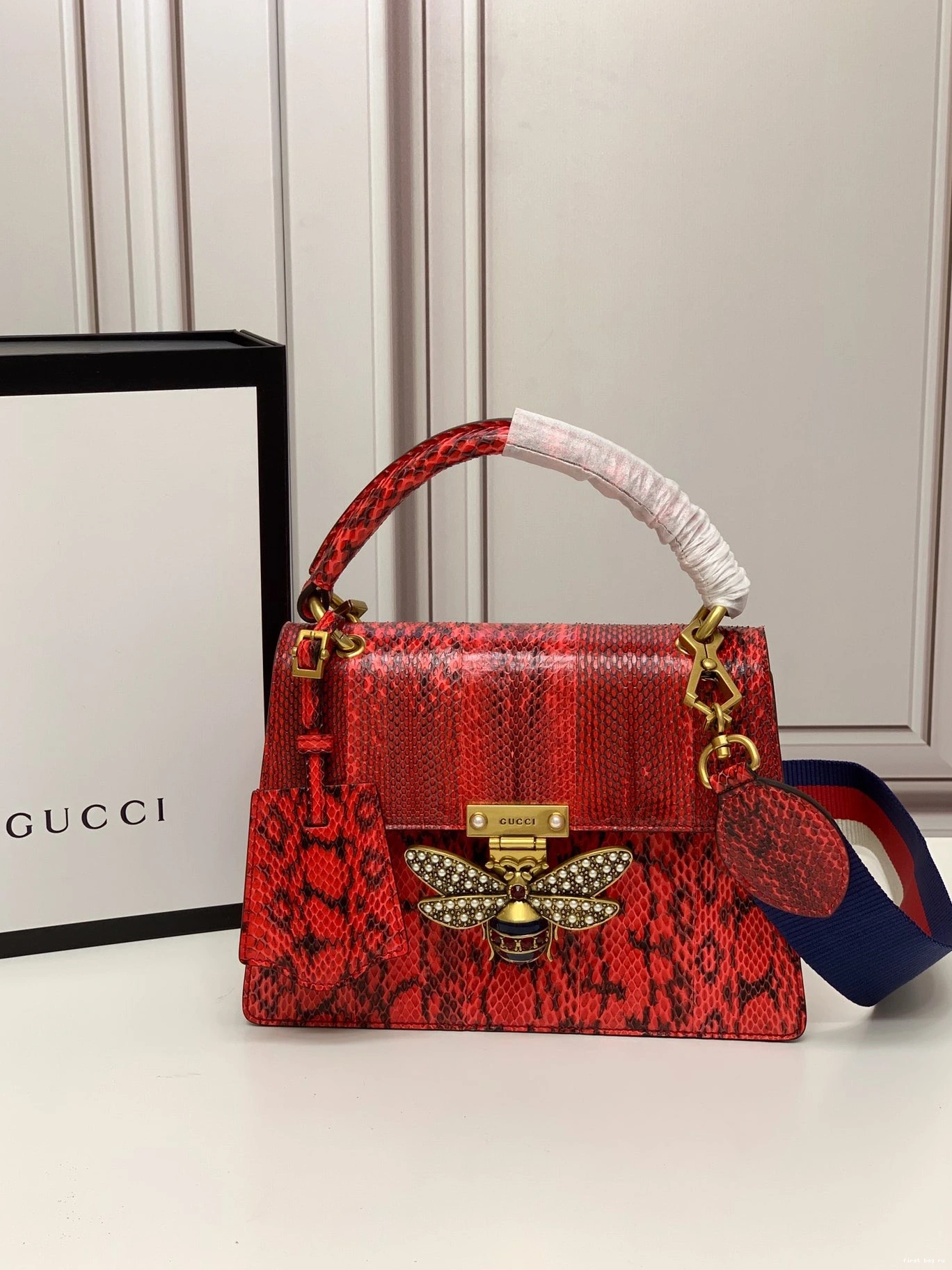 First bag ru Margaret Queen GUCCI 0726